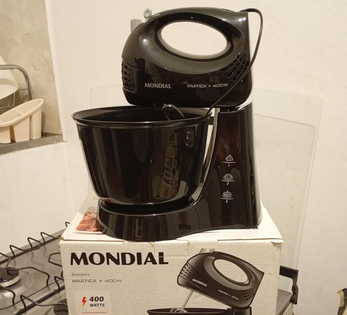 ✅ Batedeira Prática Mondial Preto 400W
