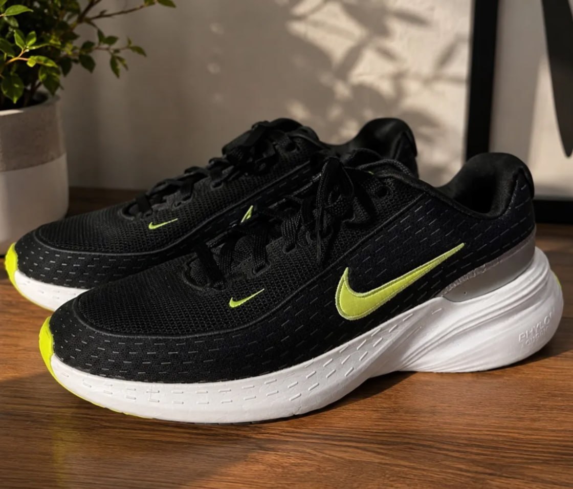 👟 Tênis Nike Uplift SC - Opções de Cores