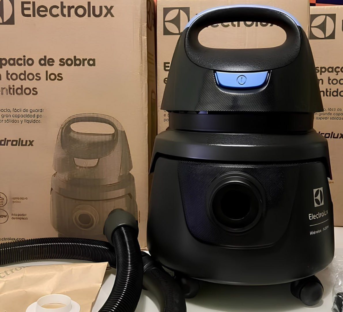 🧹 Aspirador Electrolux compacto  1400W 12L - 127v