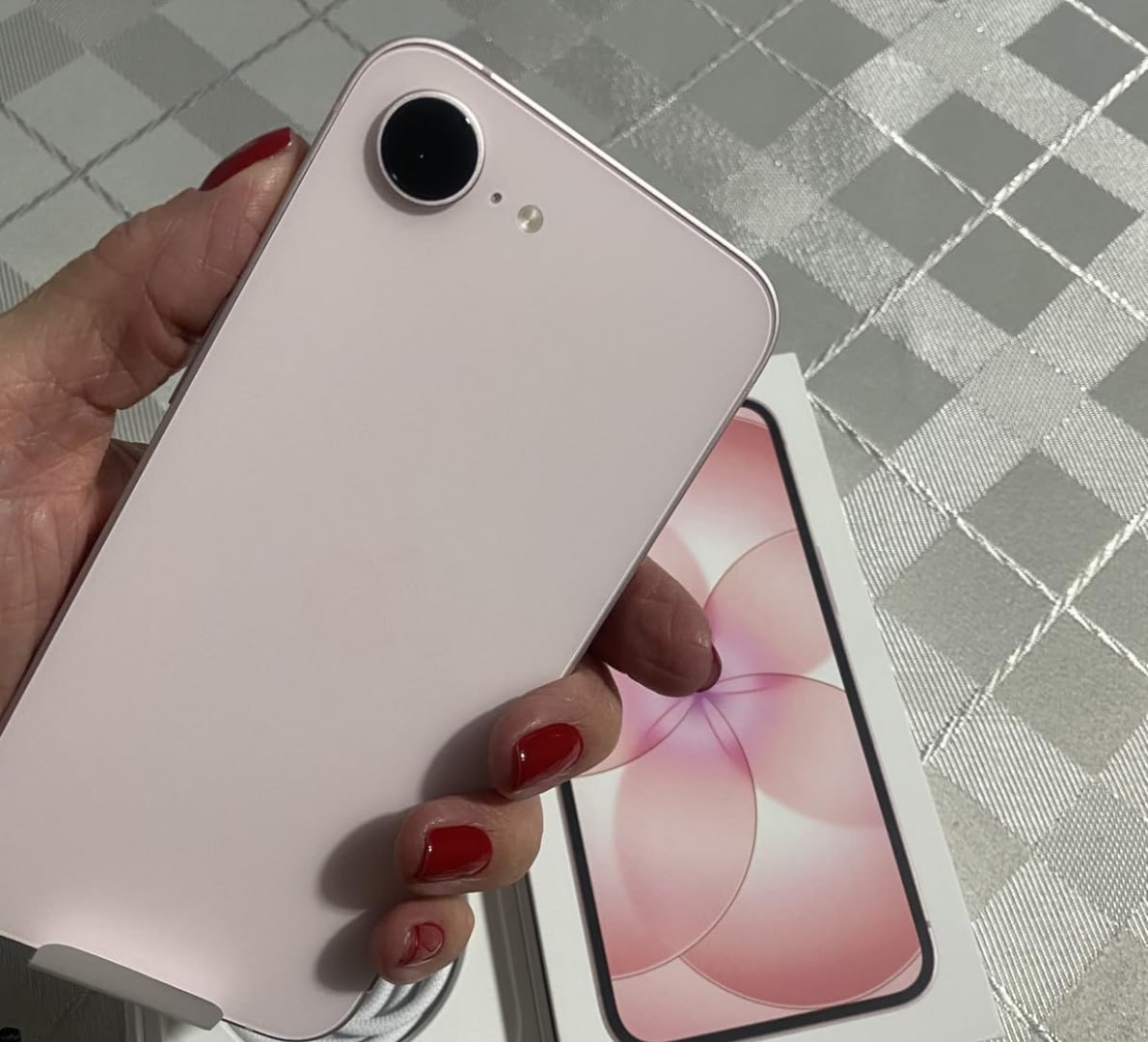 š± Apple iPhone 17e 256GB - Rosa-pĆ”lido