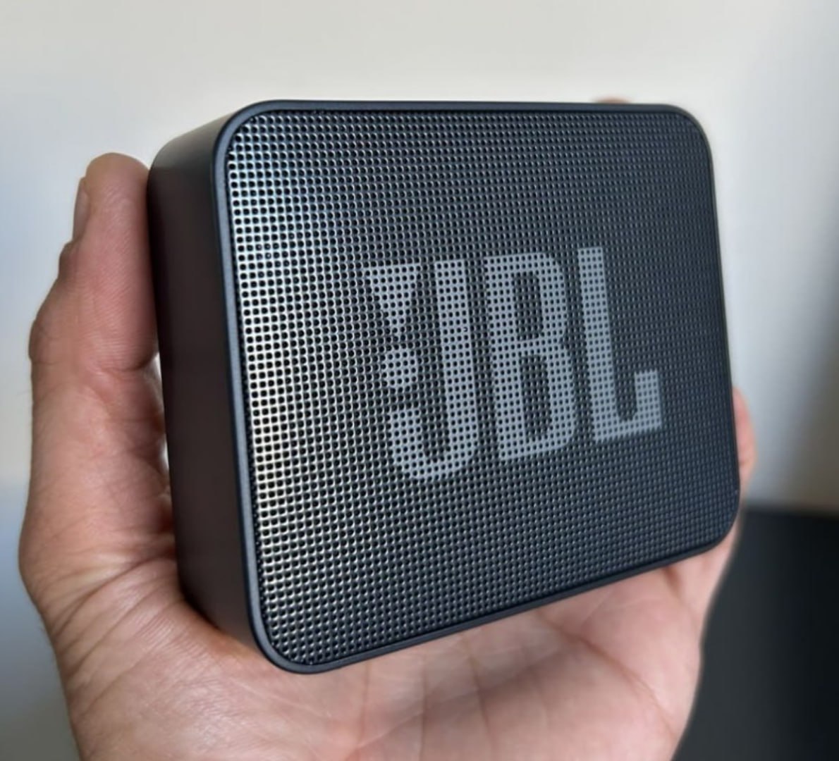 🔊 Caixa de Som JBL Go Essential 2 Bluetooth