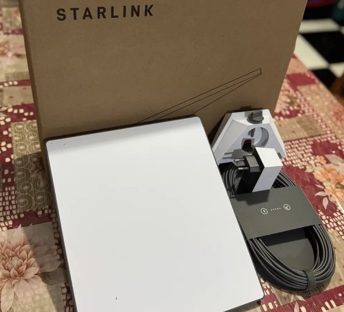 📡 Antena de Internet via Satélite Starlink Mini