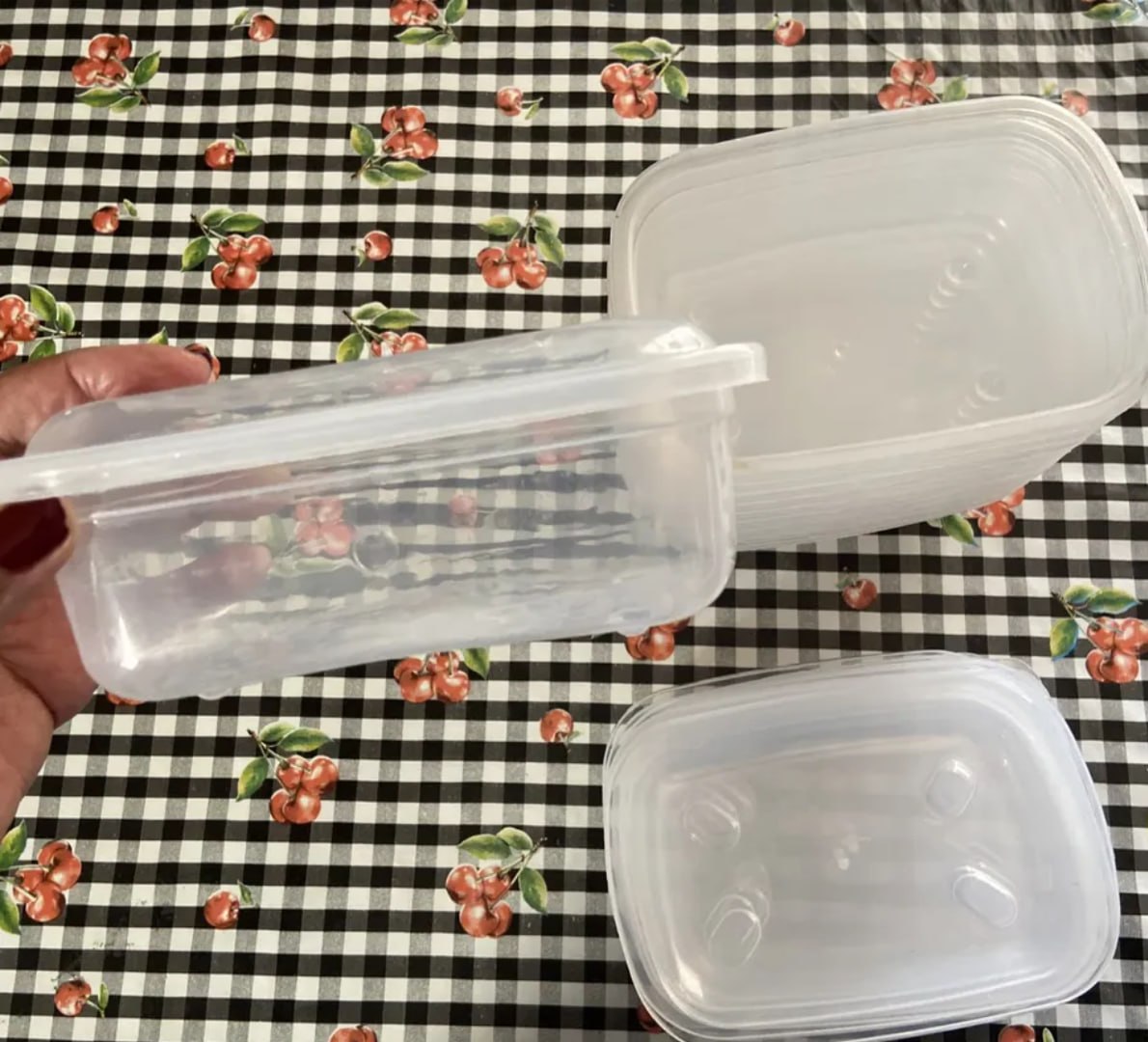 PARE DE USAR OS POTES DE MARGARINA IMEDIATAMENTE