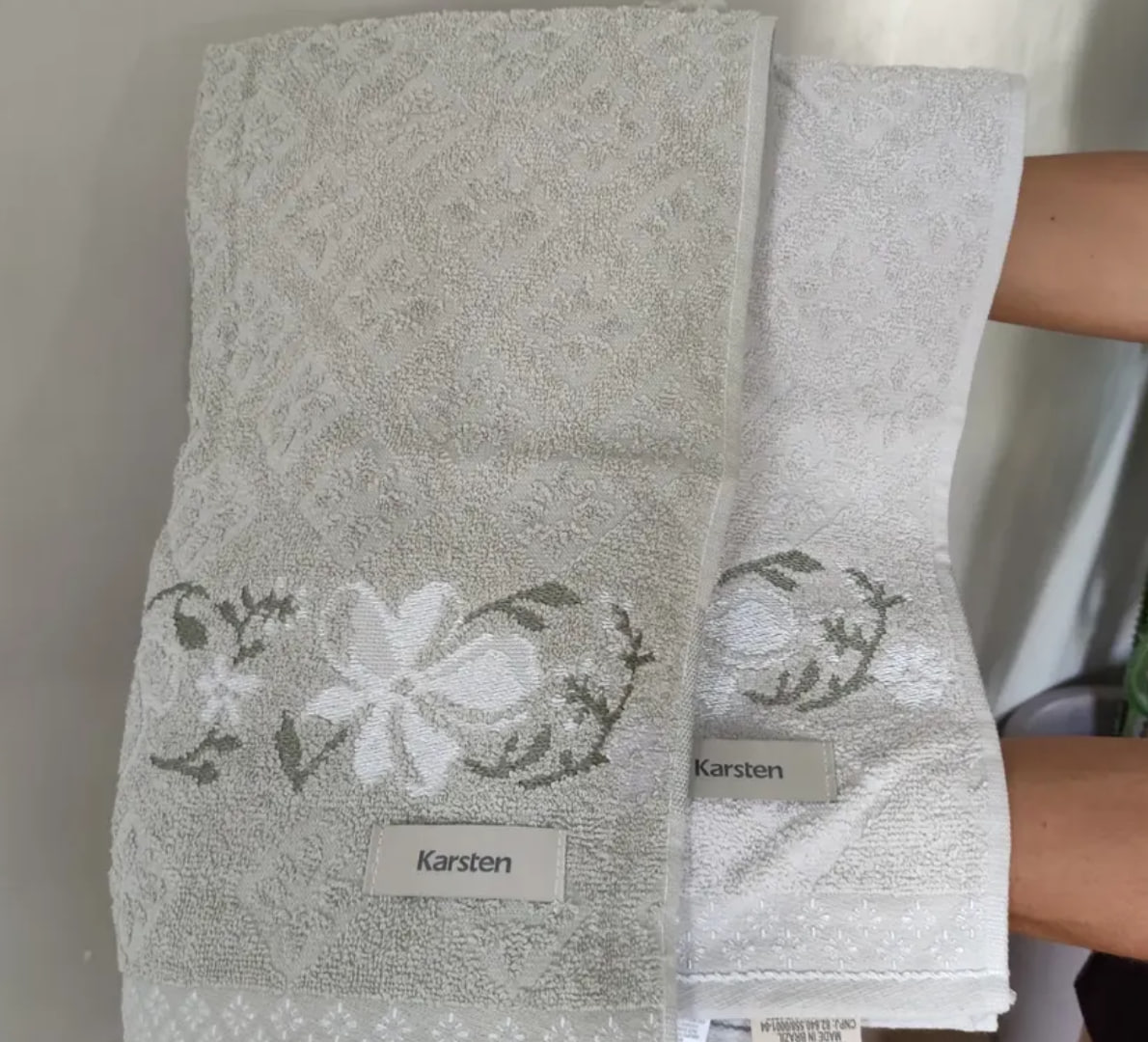 ✅ Jogo de Toalhas Karsten 100% Algodão Floral 4 Peças