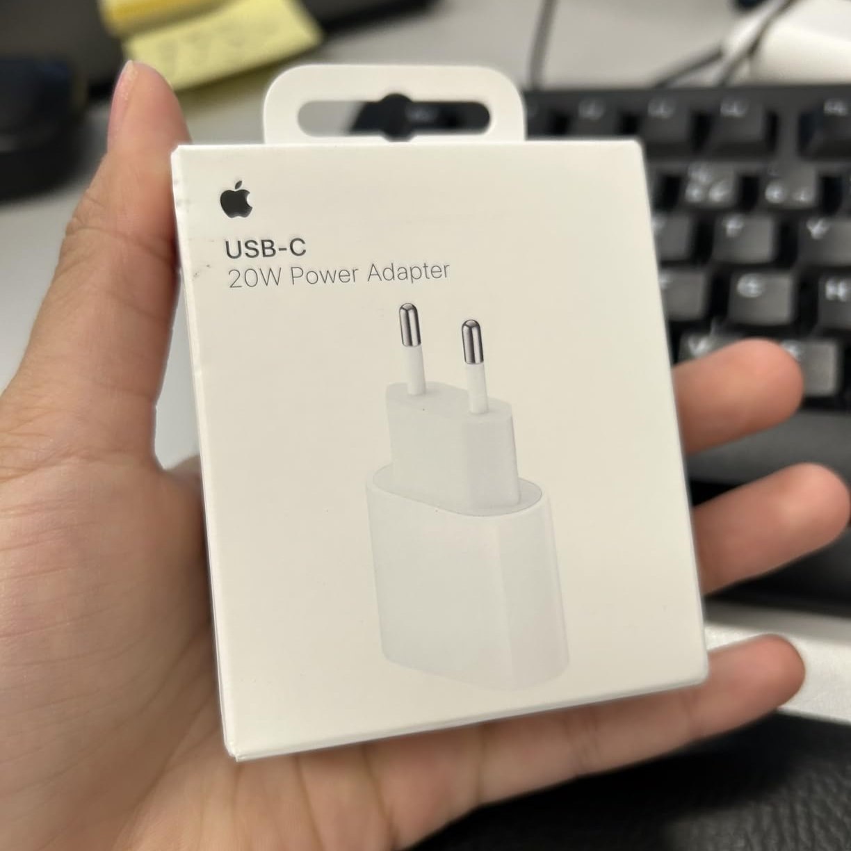 ✅ Adaptador de corrente USB-C de 20 W