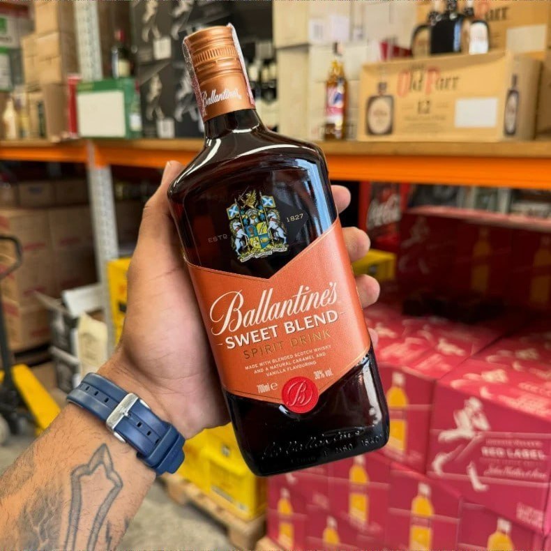 š„ Whisky Ballantine's Sweet Blend 700ml
