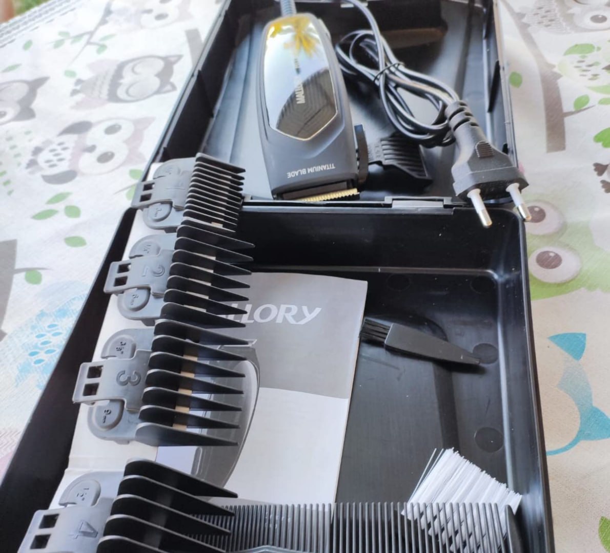 💈 Cortador de Cabelo Mallory Mithos Titanium 6,5W, 13 Acessórios - 127V