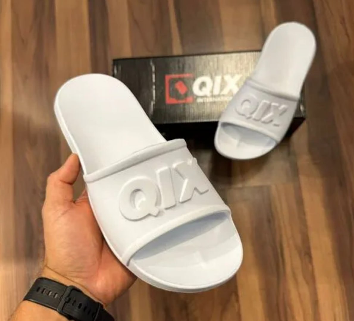 😌 Chinelo Qix Full Liso (várias cores)