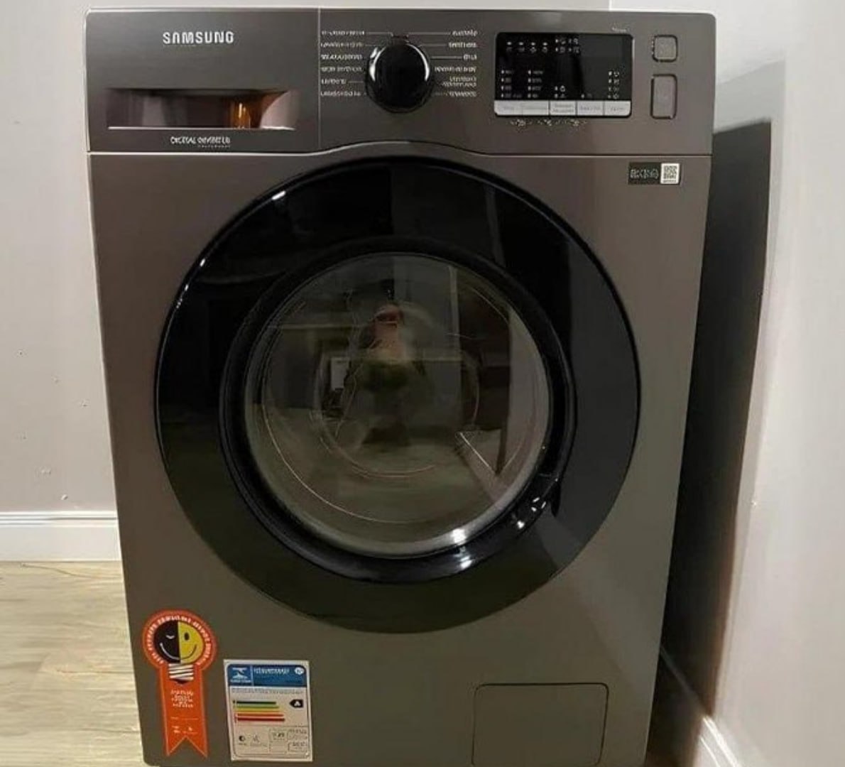 💧 Samsung Lava e Seca WD11M com Digital Inverter Inox 11/7kg
