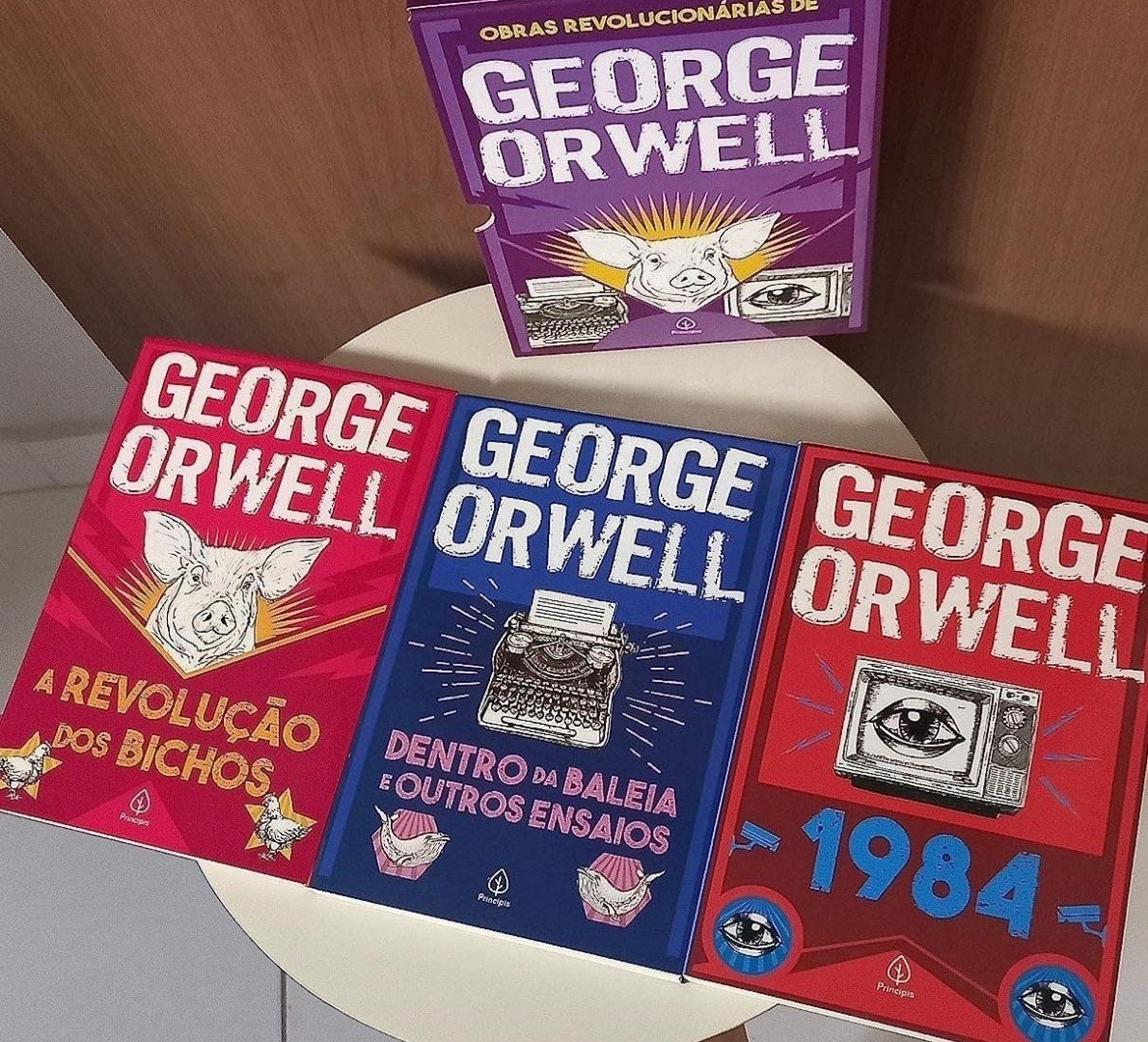 📚 As Obras Revolucionárias de George Orwell - Box com 3 livros