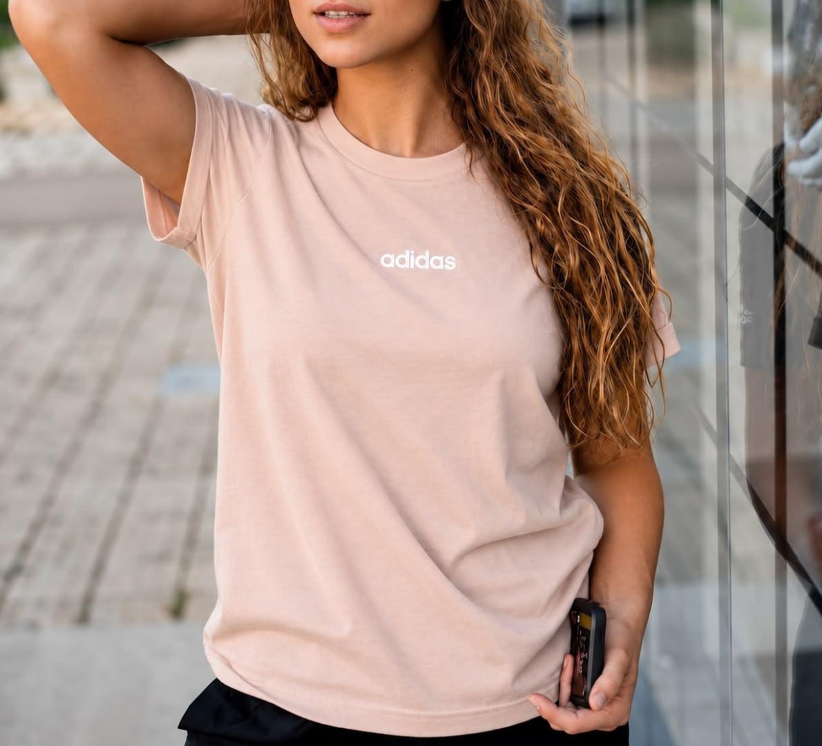 ✅ Camiseta Essentials Linear adidas