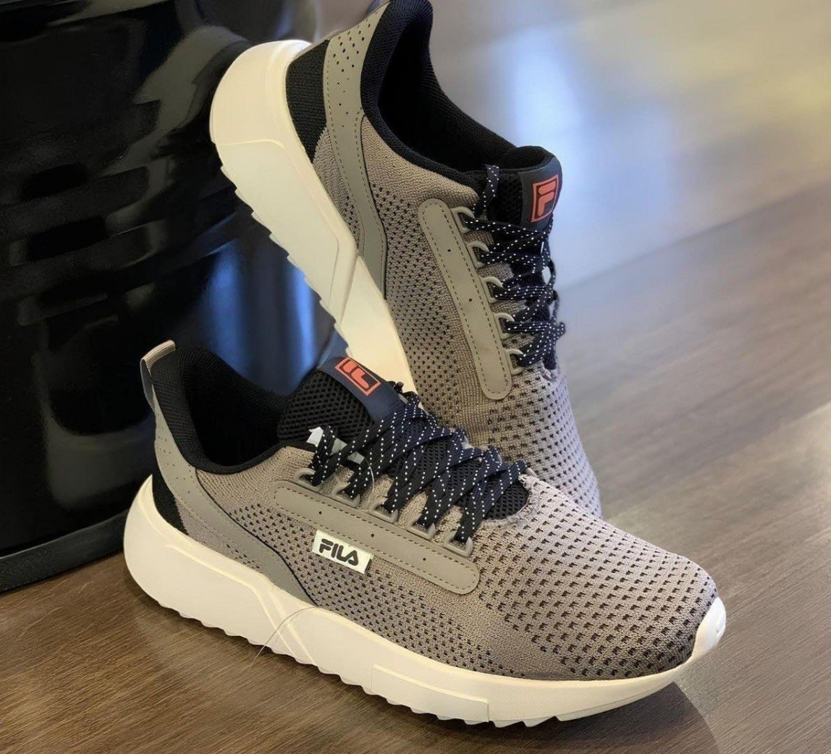 👟 Tênis Fila Freestyle 2 (2 cores)