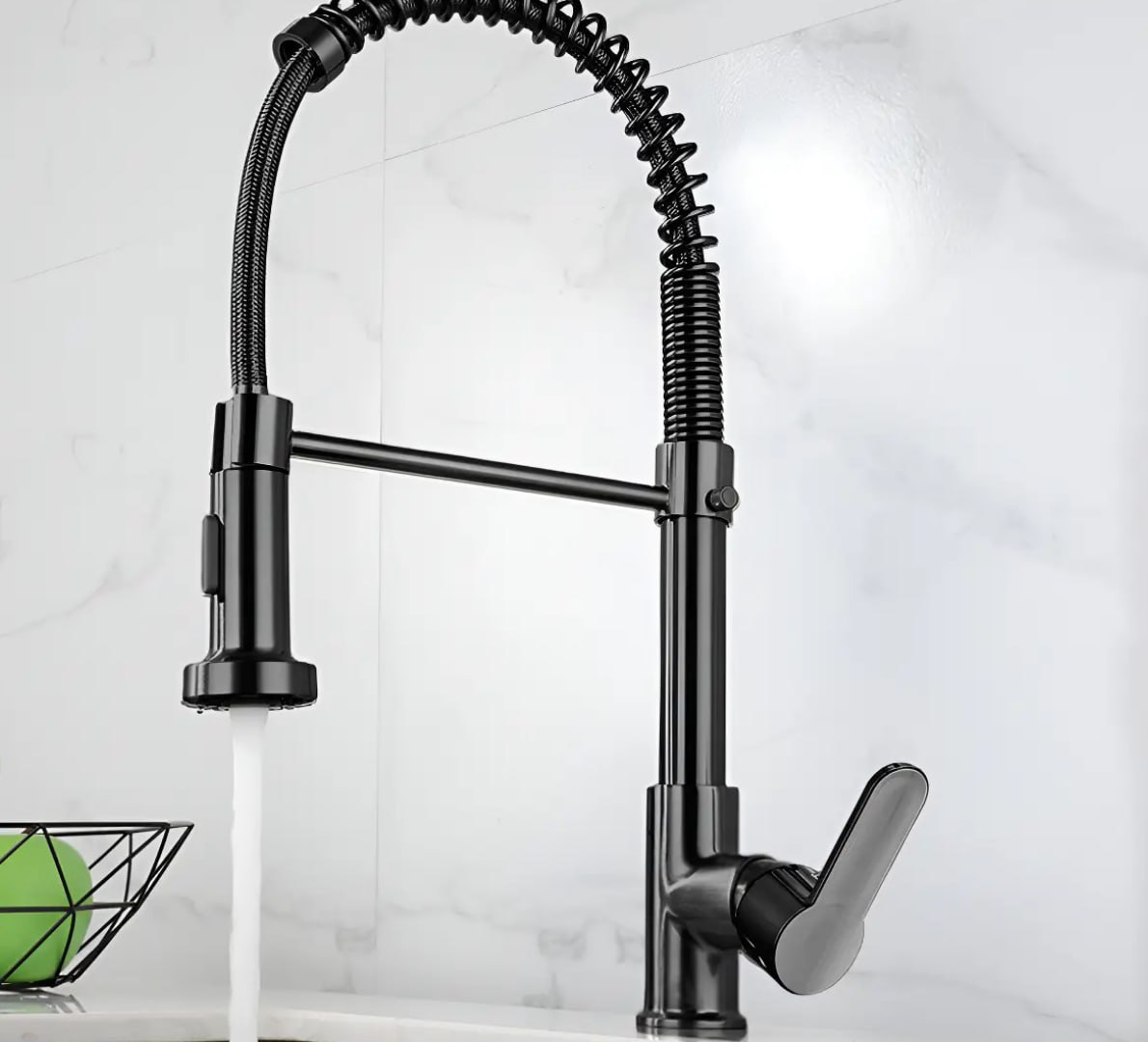 🚰 Torneira Flexível Monocomando (2 cores)