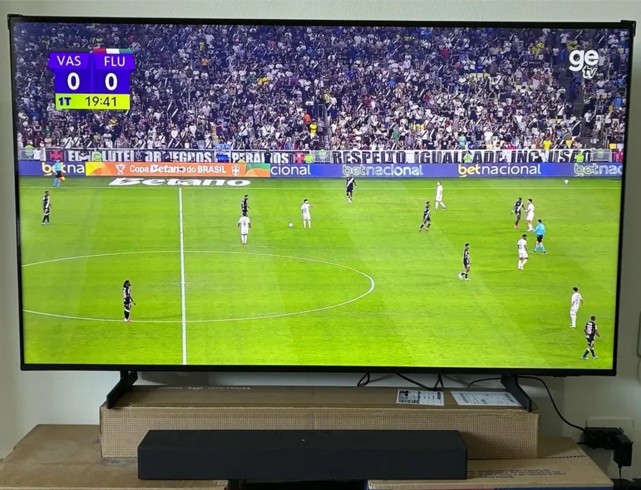 📺 Smart TV Samsung 58" 4K Crystal UHD 2026 + Soundbar Samsung HW-B400F
