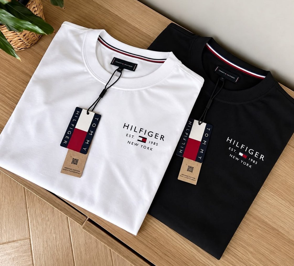 👕 Kit com 2 Camisetas Tommy Hilfiger Brand Love