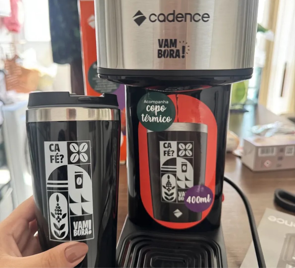 ☕ Cafeteira Elétrica Cadence Vambora C/copo Termico