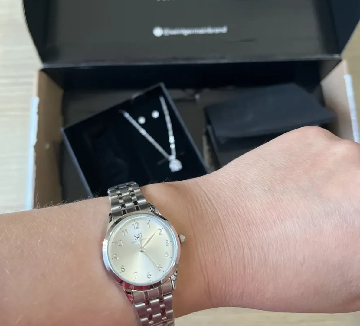 ⌚ Kit Relógio Colar Brincos Prata Feminino Saint Germain