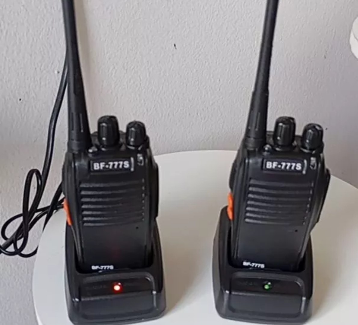 É ASSIM QUE BRINCA DE TELEFONE SEM FIO HJ EM DIA?