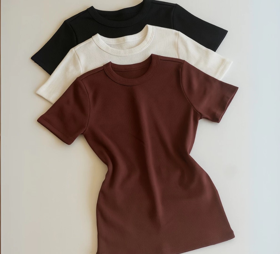 👚 Kit 3 Blusa Manga Curta Ribana Básica Elegante (várias cores)