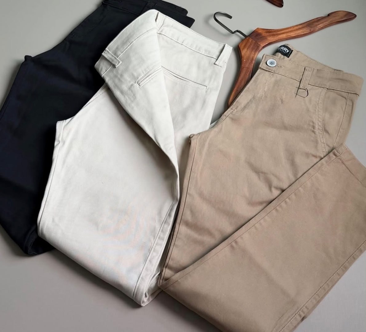 👖 Calça Sarja Premium Bolso Lycra (4 cores)