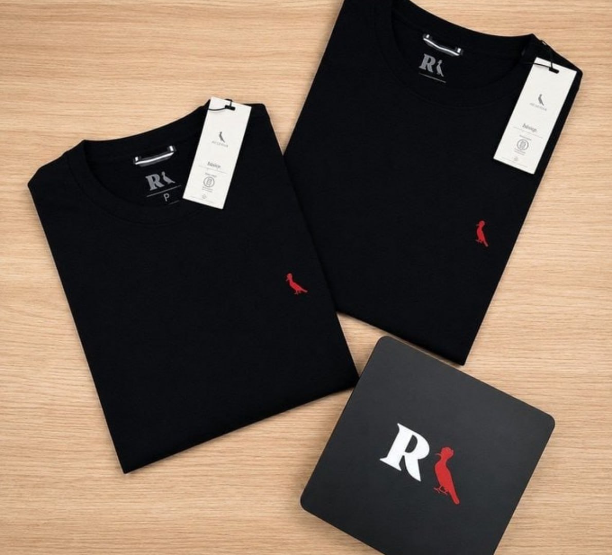👕 Kit com 2 Camisetas Brasa Pica Pau Bordado - Reserva