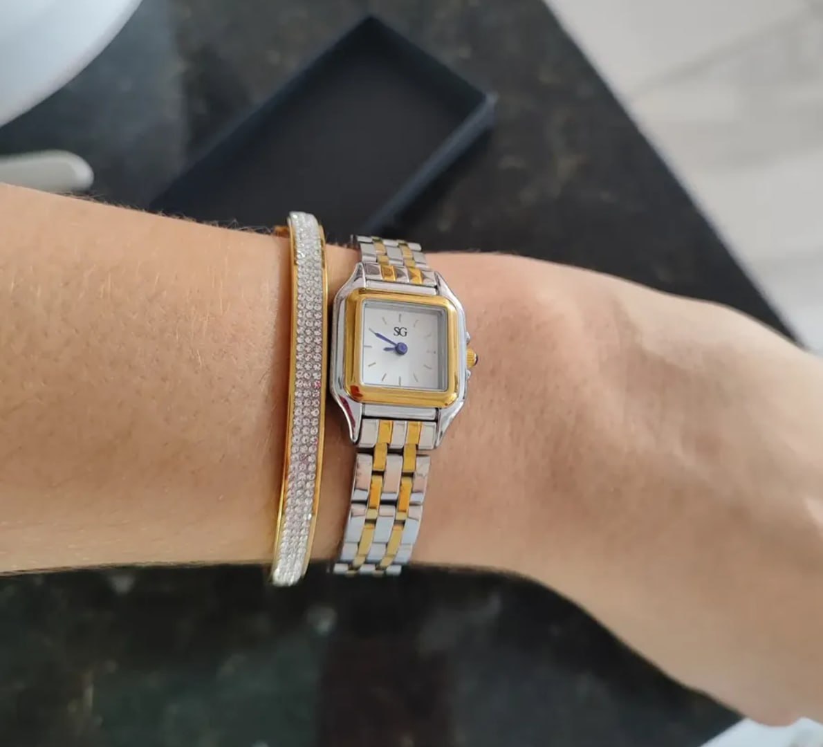 ⌚️ Relógio Quadrado Boxy Bicolor - Saint Germain