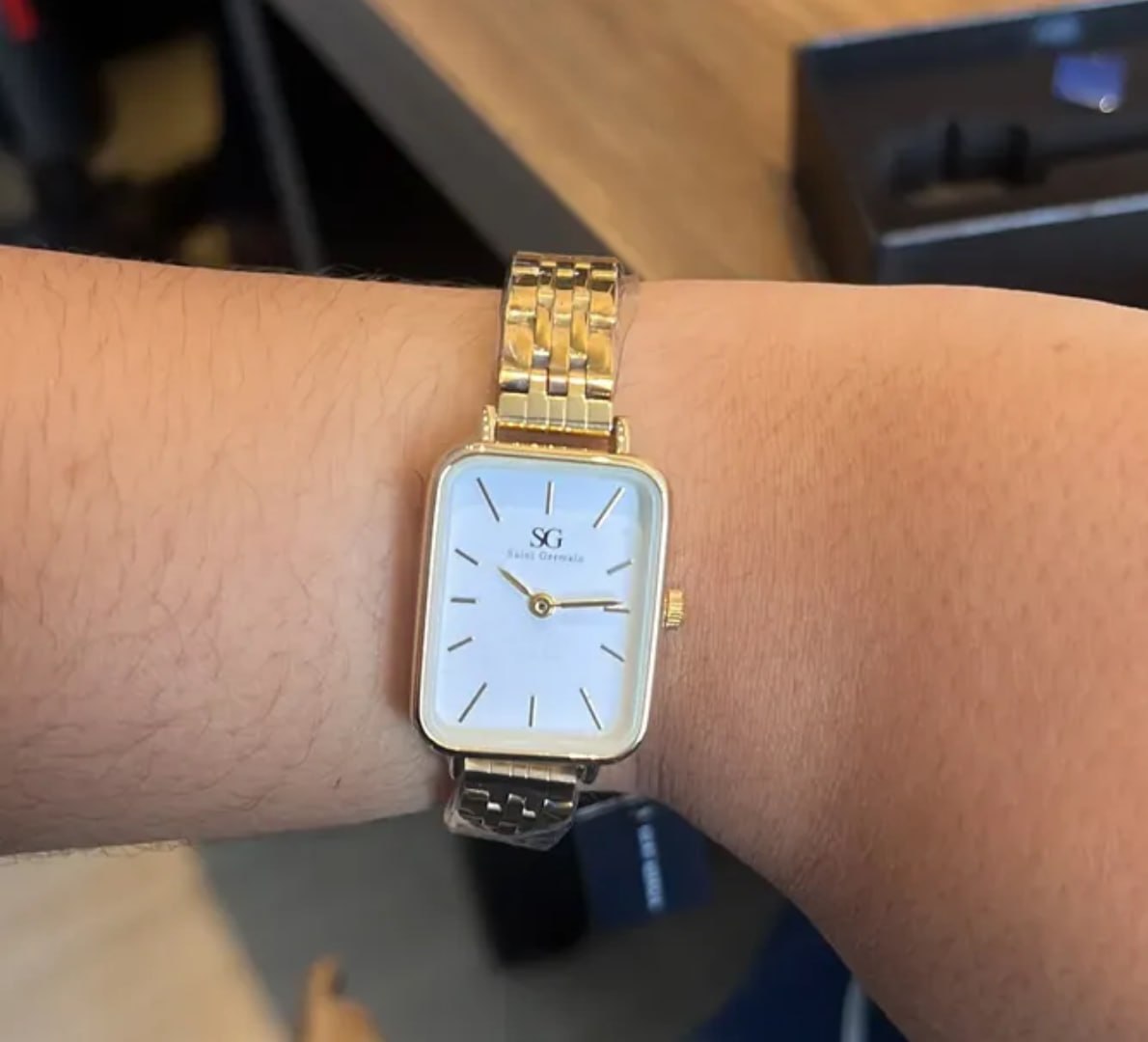 ⌚️ Relógio Quadrado Saint Germain Square Madison Gold