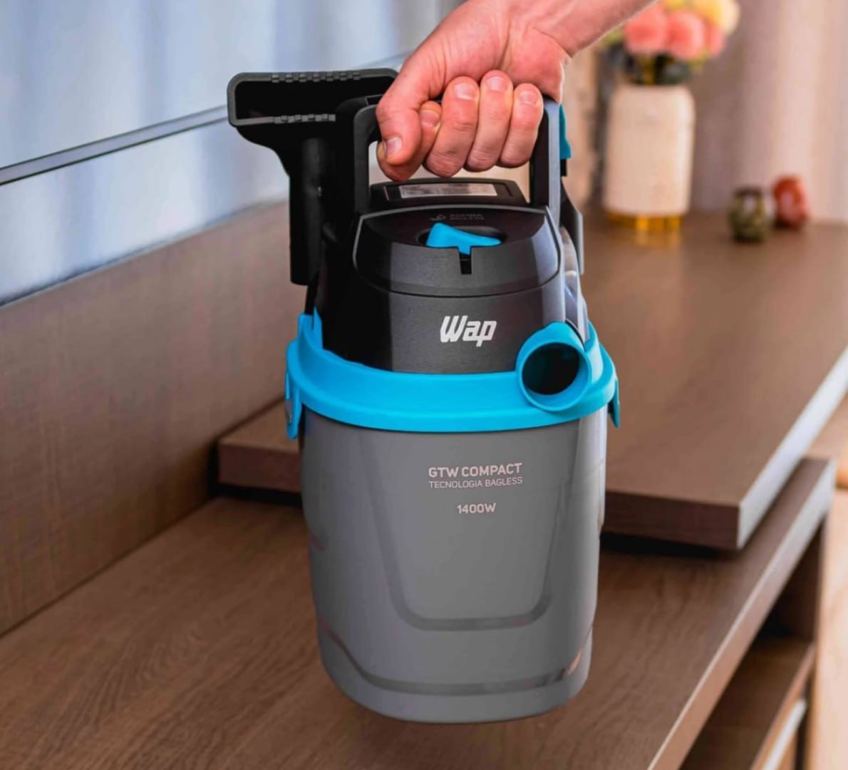 ✅ Aspirador de Pó e Líquido Portátil WAP GTW Compact 1400w 5,5L 220V