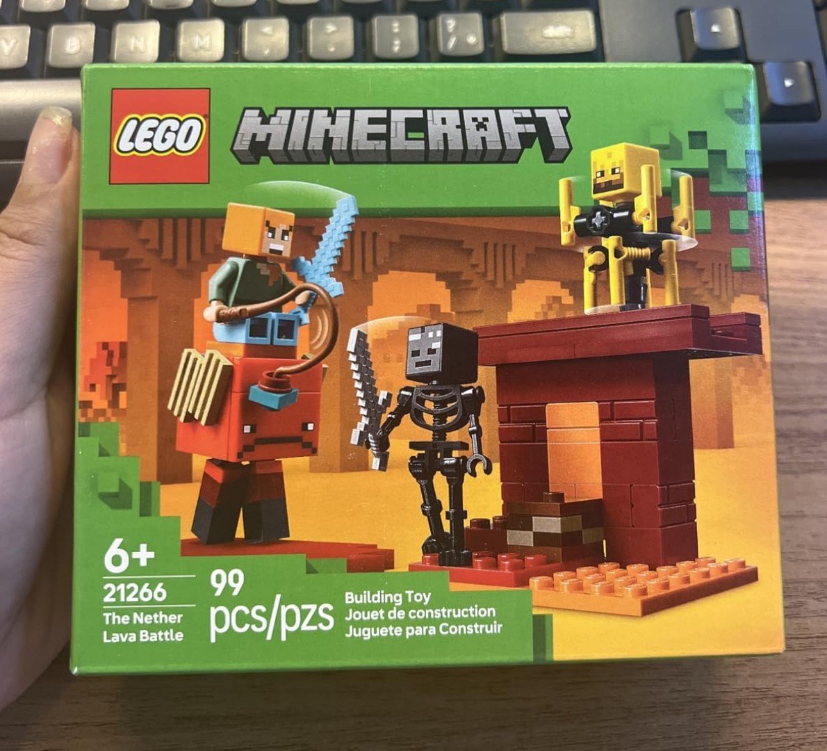 ✅ LEGO Minecraft A Batalha de Lava no Nether