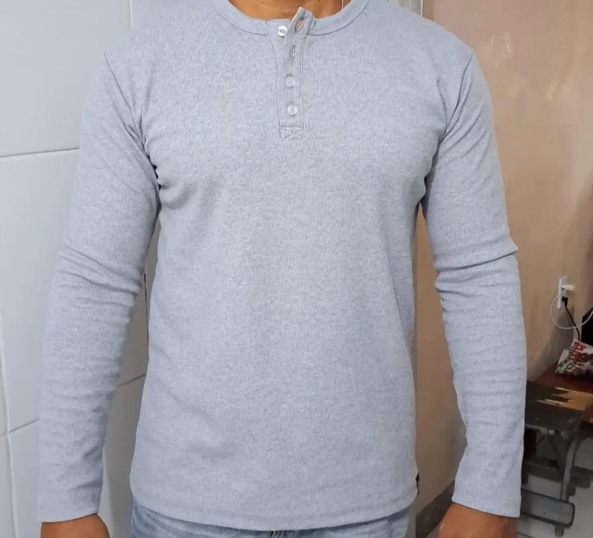 ✅ Camiseta Henley Slim Fit - Opções de Cores
