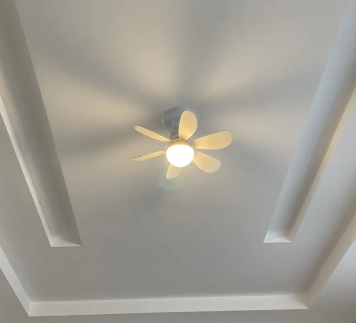 🌪 Lâmpada Led Com Ventilador De Teto