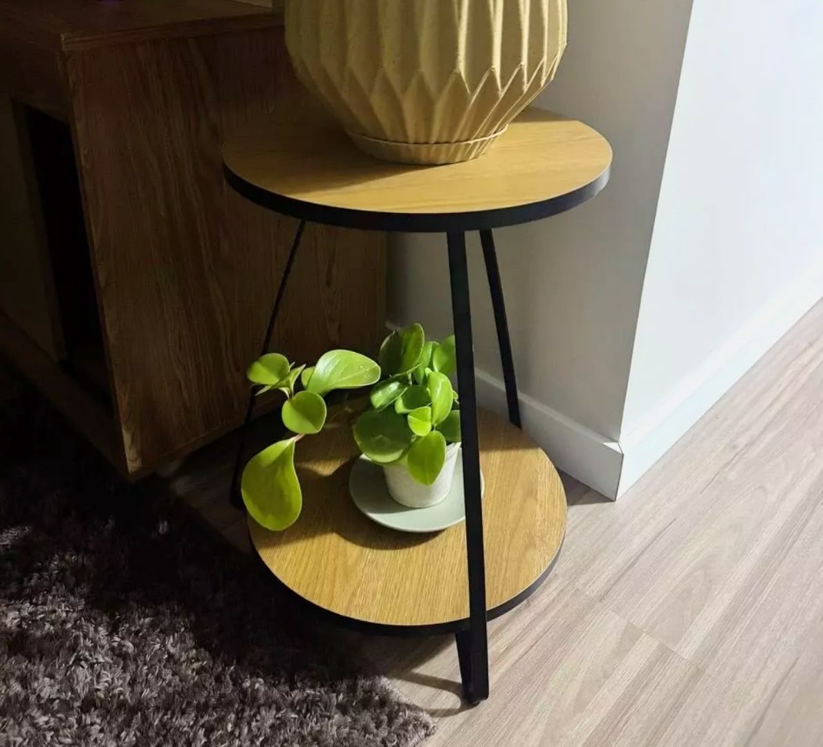 ✅ Mesinha de Canto Decorativa Pés de Ferro
