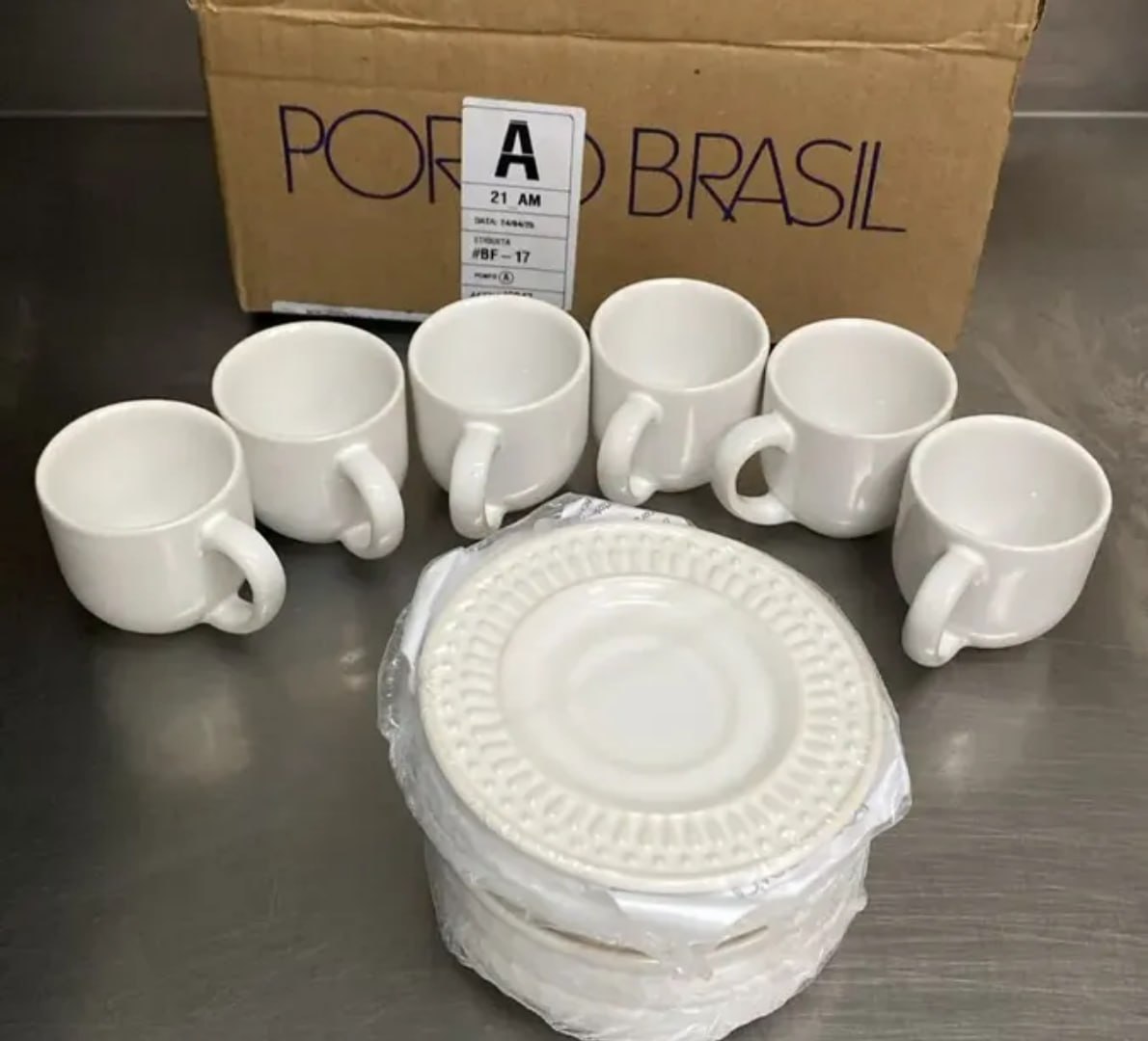 ☕️ Jogo de Café Porto Brasil Cerâmica 12 Peças 72ml