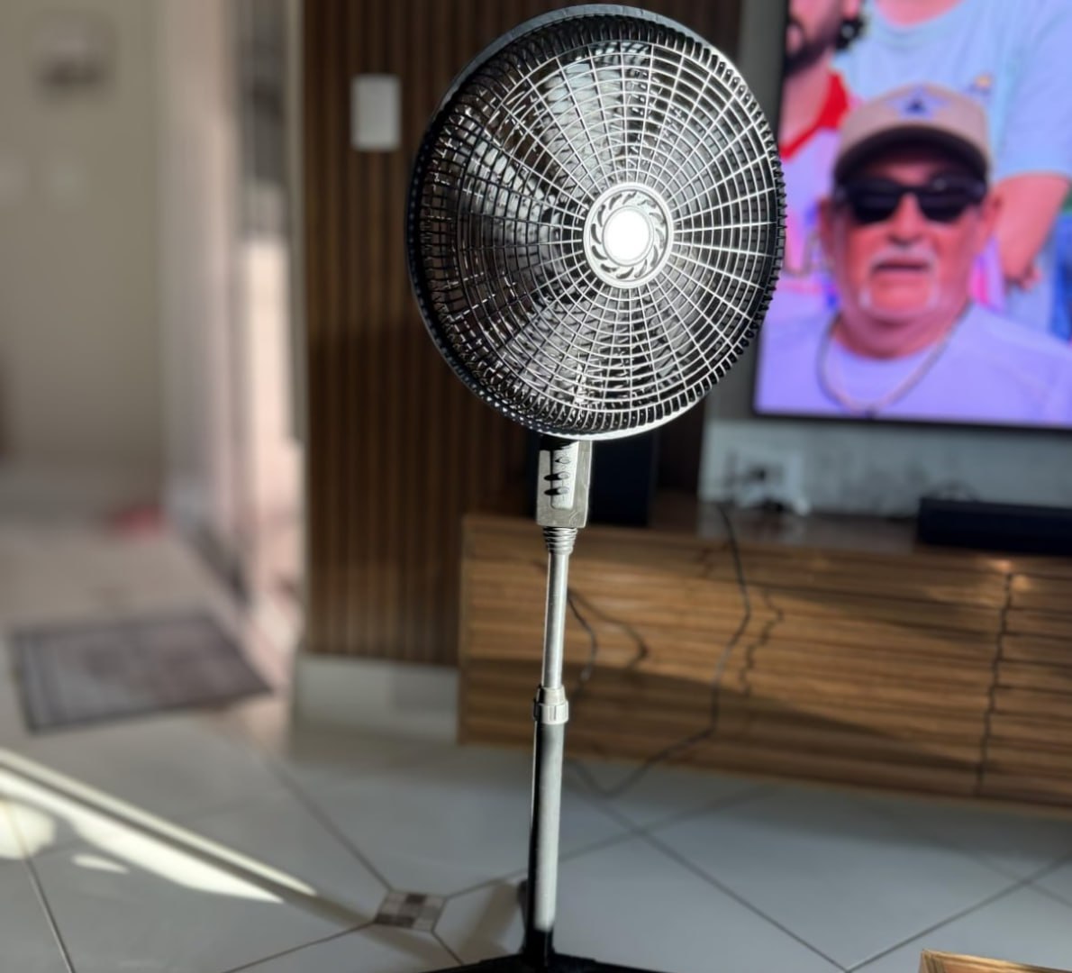 🌬 Ventilador de Coluna - Hepta World