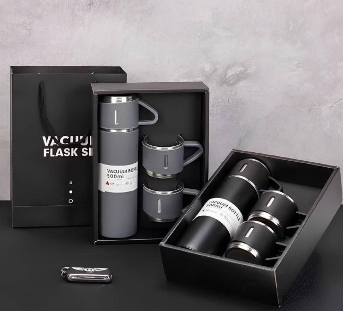 🍶 Garrafa Térmica Vacuum Bottle Inox + 3 Xíca