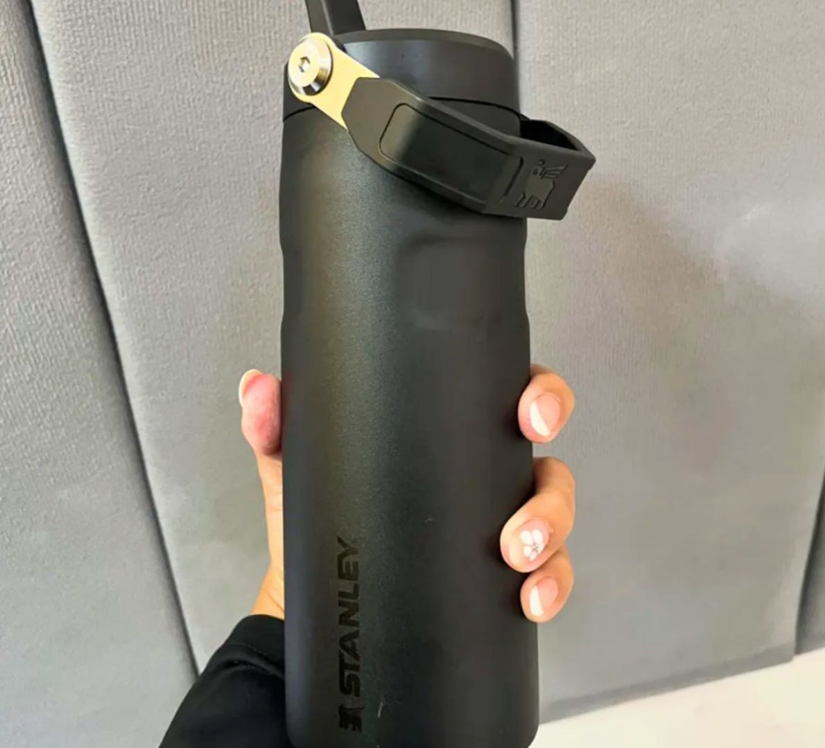 🥤 Garrafa Térmica Stanley Aerolight Flip 473ml