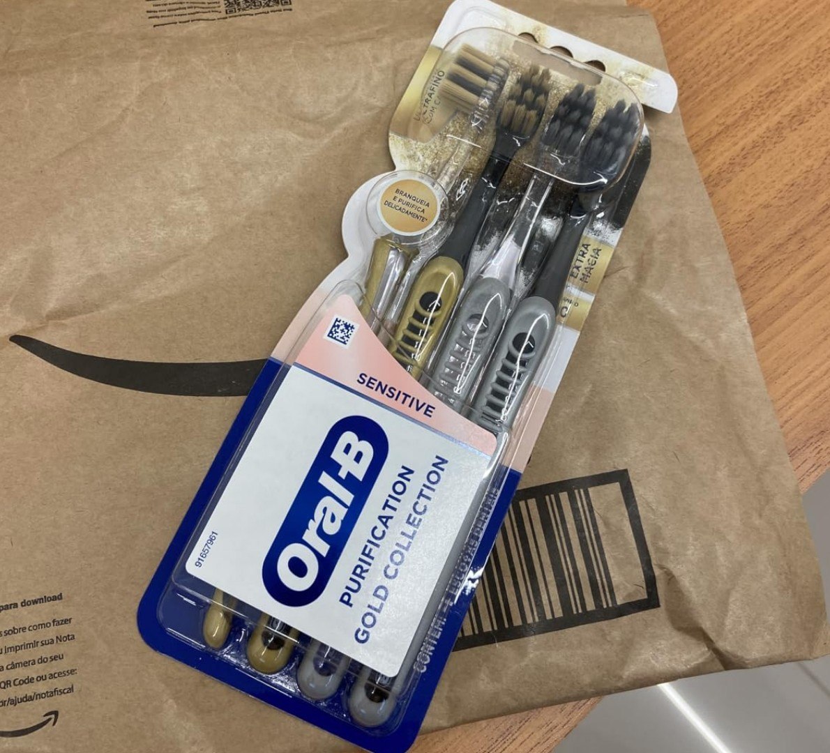 🪥 Oral-B Escova de Dente Sensitive Purification Gold - 4 Unidades