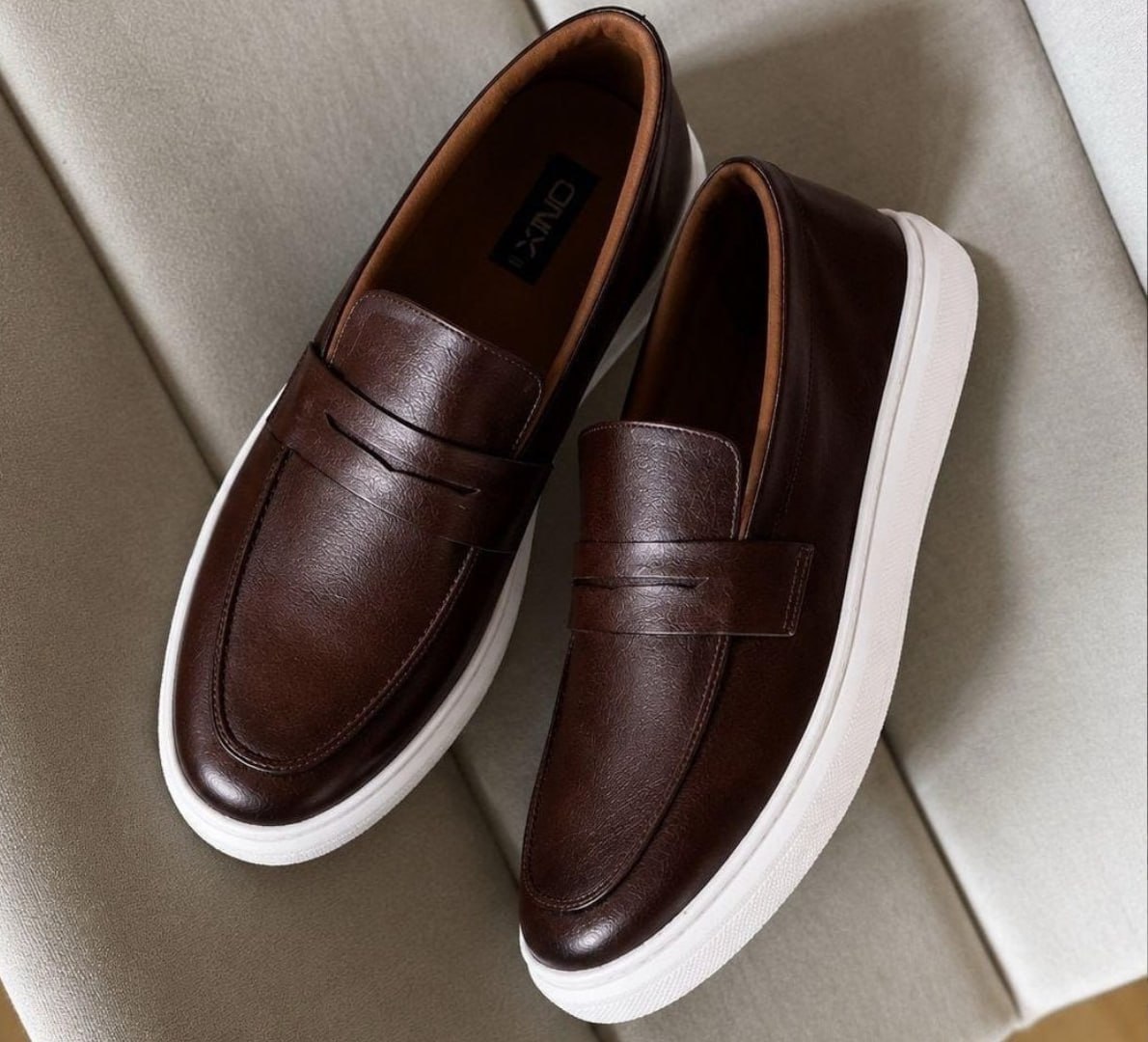 👞 Sapato Loafer Mocassim Couro (2 Cores)