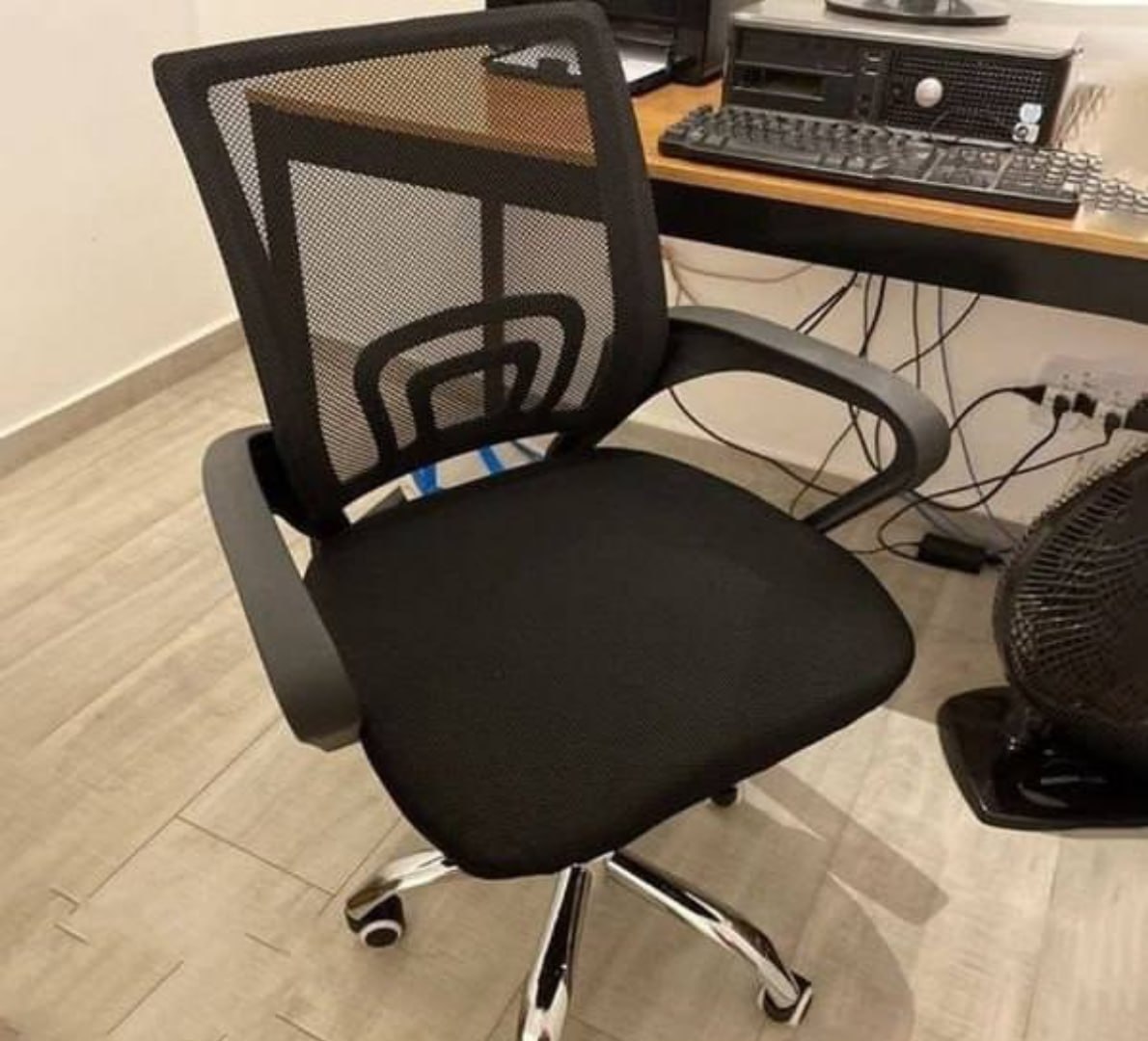 🪑 Cadeira de Escritório Begônia Tela Mesh Ergonômica