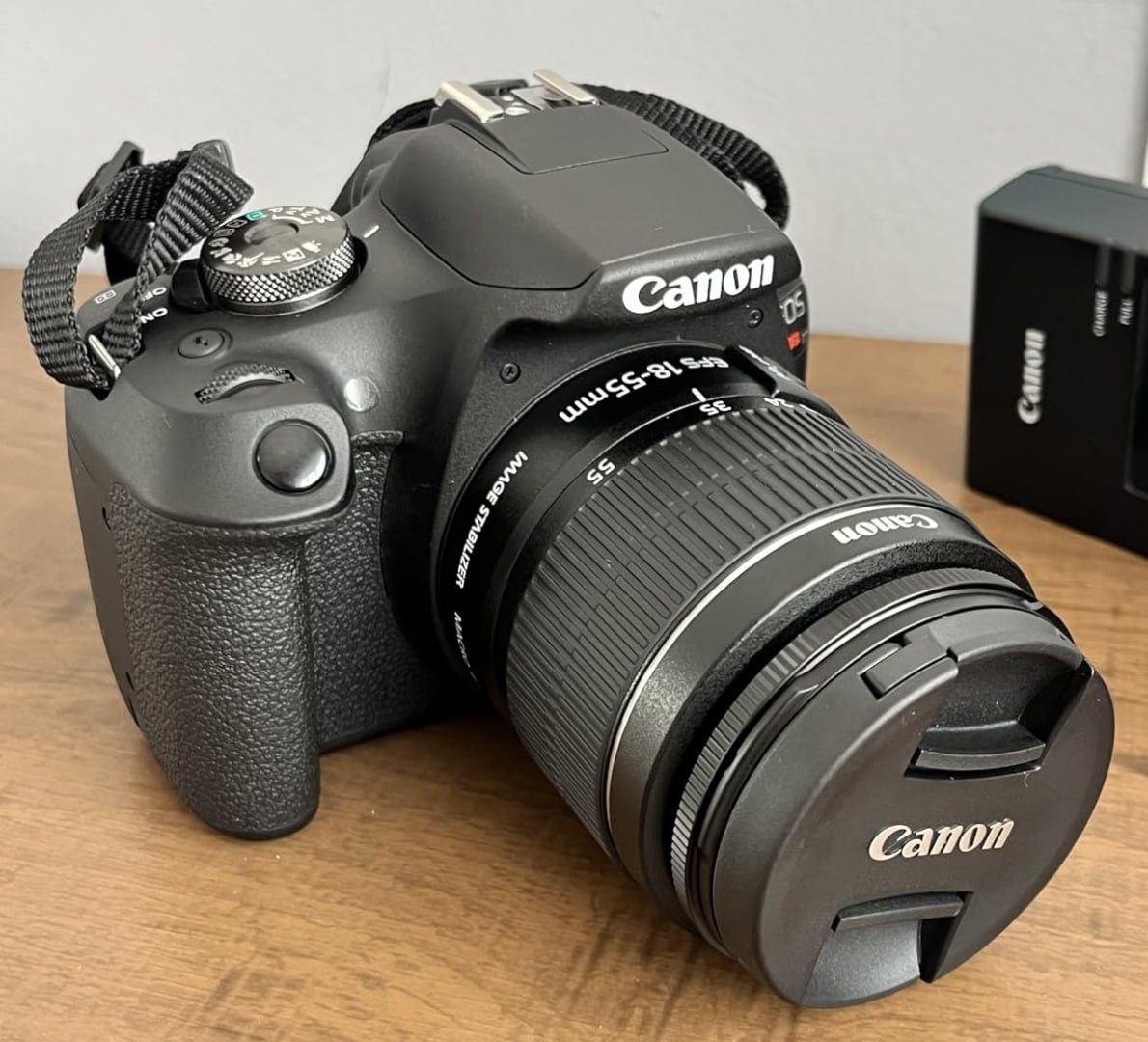 📸 Câmera Eos T7+ Lente EF-S 18-55