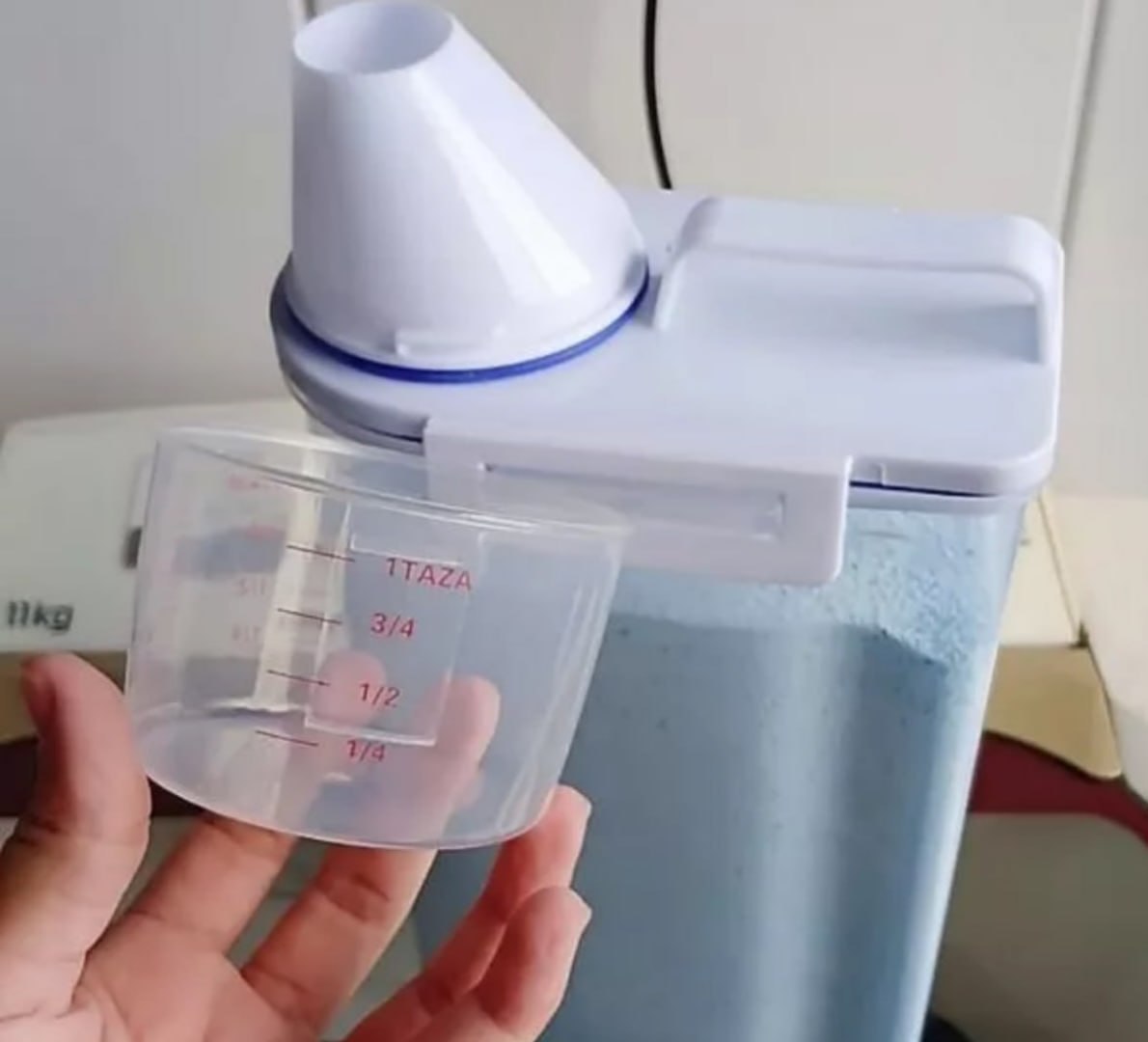 ✅ Pote Hermético Com Copo Medidor 2.5L