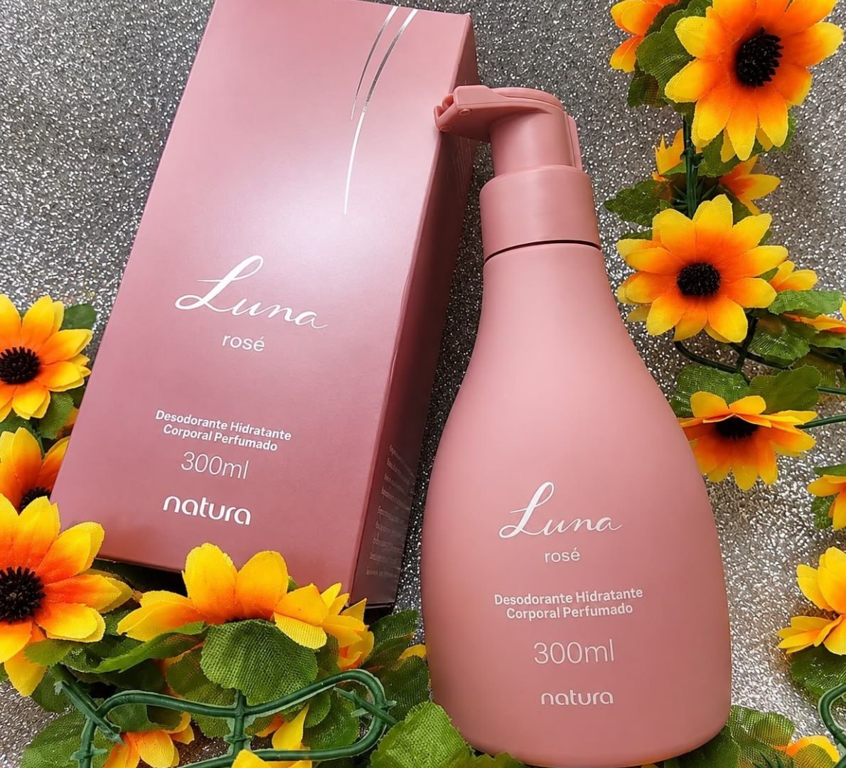 🧴 Creme Hidratante Corporal Perfumado Luna Rosé 300 ml