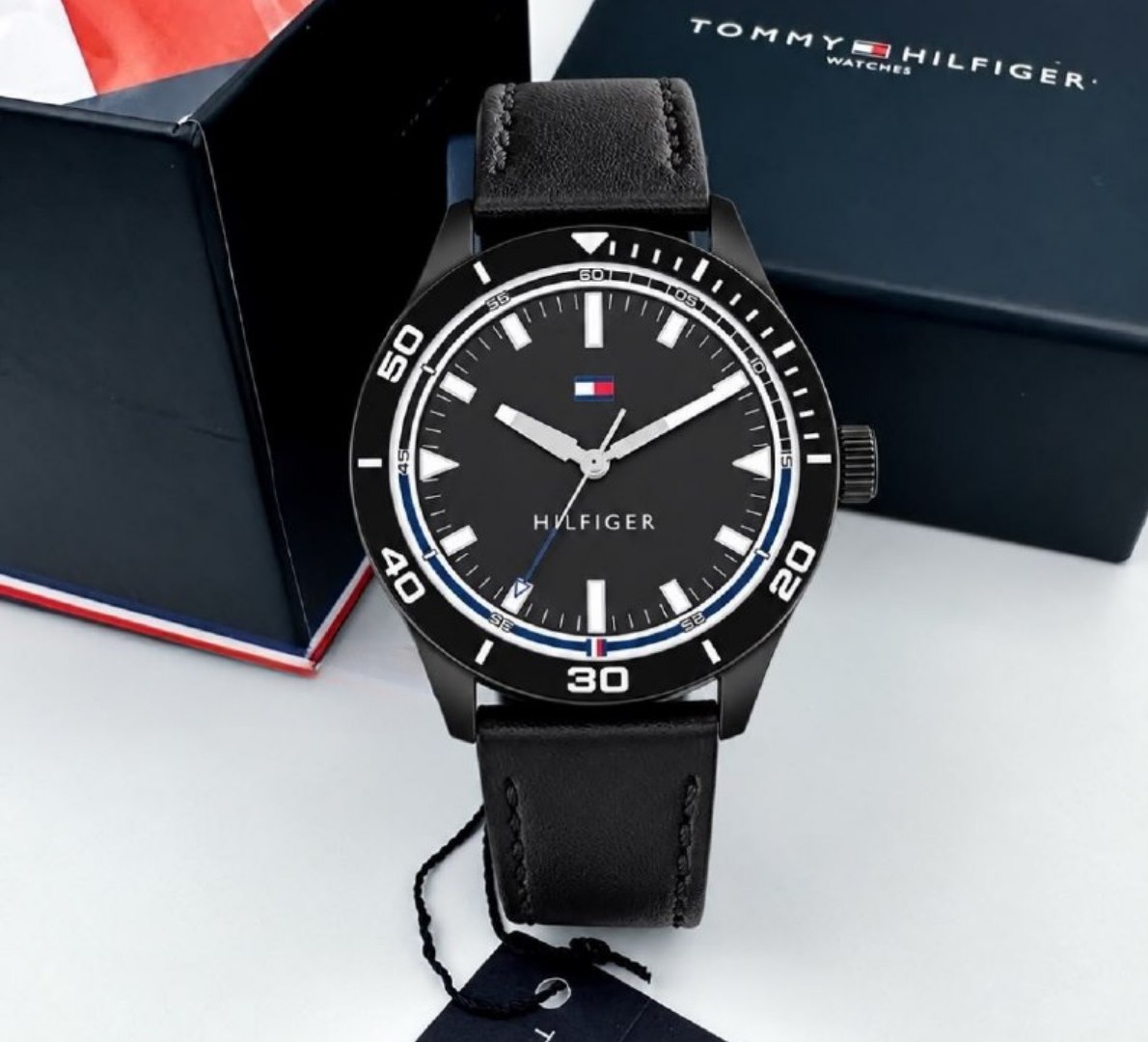 ⌚️ Relógio Tommy Hilfiger Toc em Couro Preto