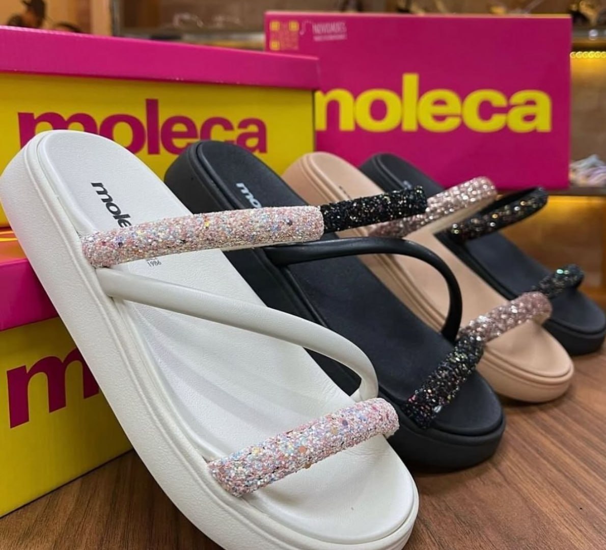 👡 Sandalia Papete Moleca Tiras Strass