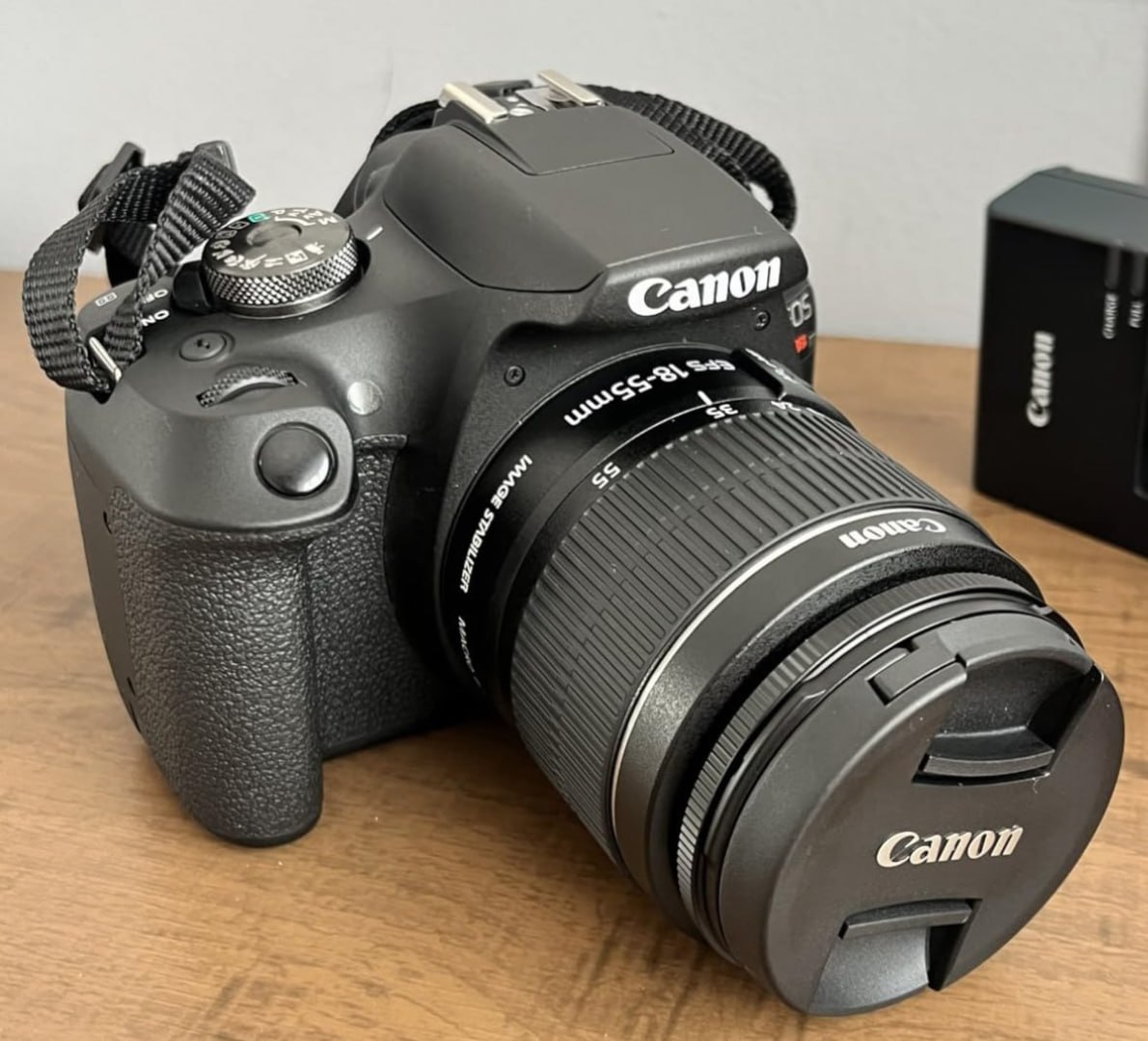 📸 Câmera Eos T7+ Lente EF-S 18-55