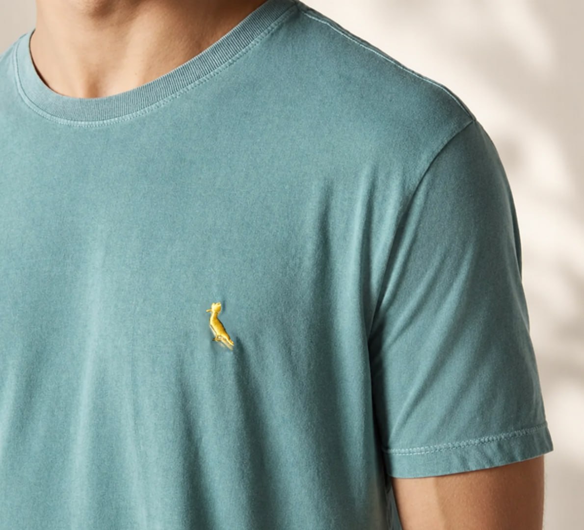 ✅ Camiseta Pra Torcer Pica Pau Bordado Reserva