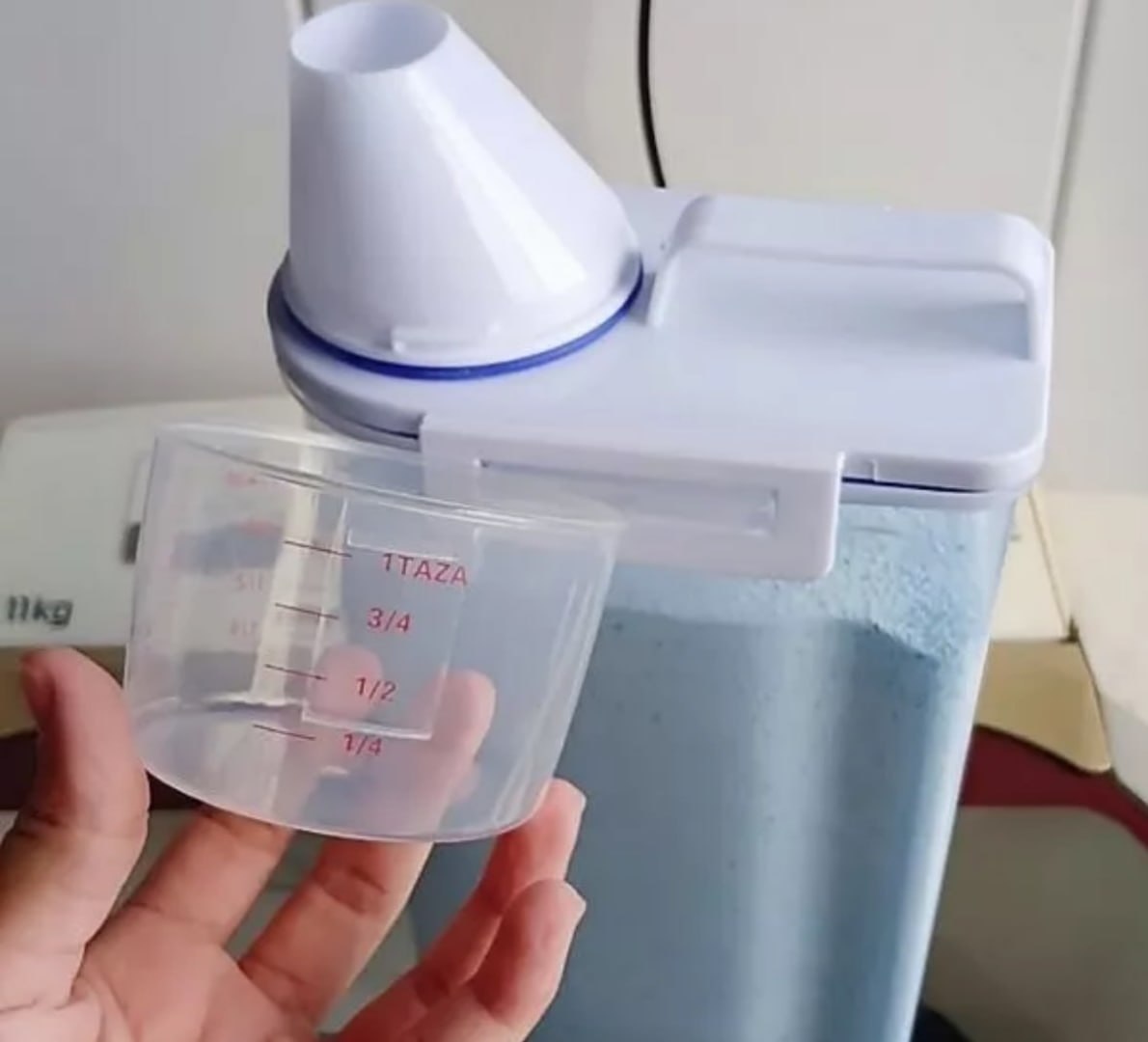 ✅ Pote Hermético Com Copo Medidor 2.5L