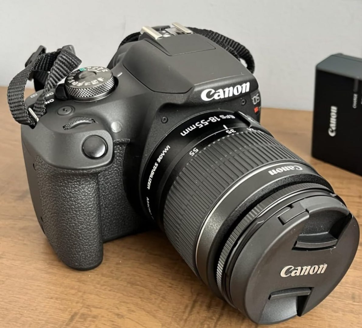 📸 Câmera Eos T7+ Lente EF-S 18-55