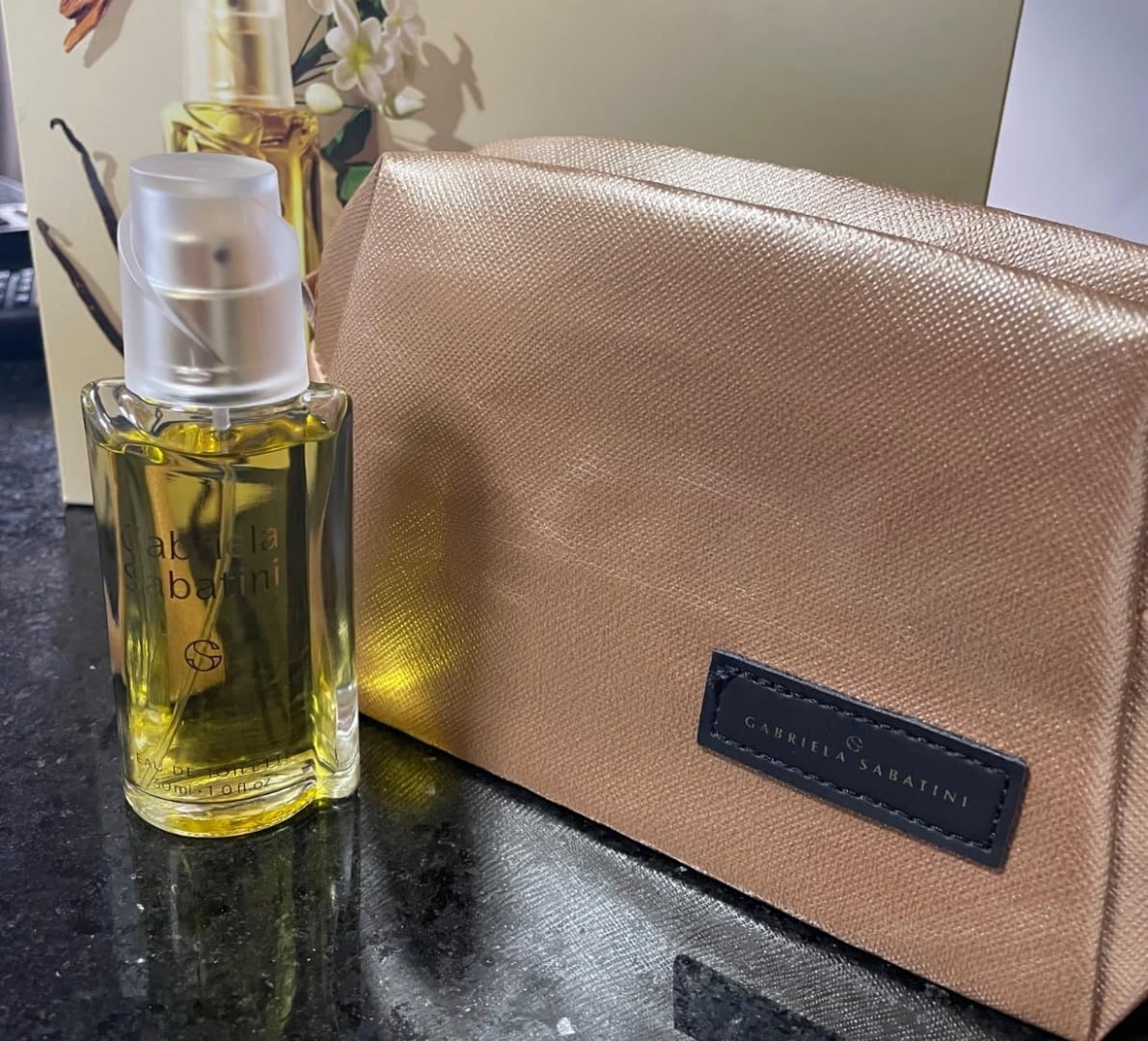 🧴 Kit Gabriela Sabatini (Edt 30ml + Necessaire)