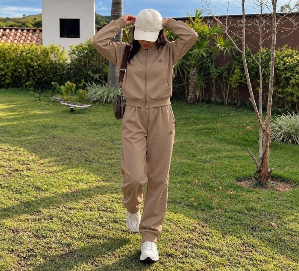 ✅ Conjunto Agasalho Adidas Essentials Feel Cozy